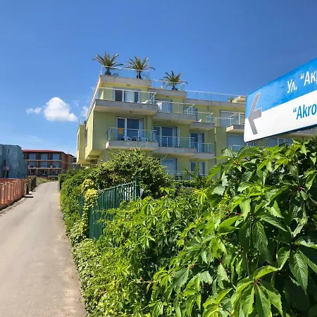 Sun And Beach Apartment Sozopol