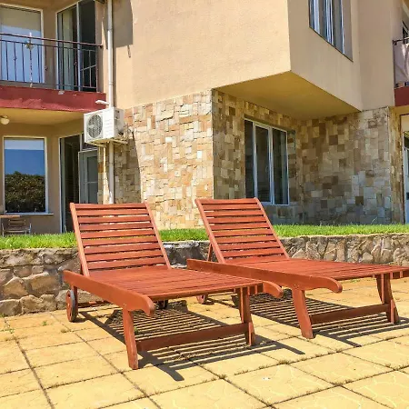 Sun And Beach Apartament *